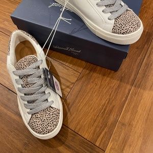 Women’s shoes size 6.5 NWT and box